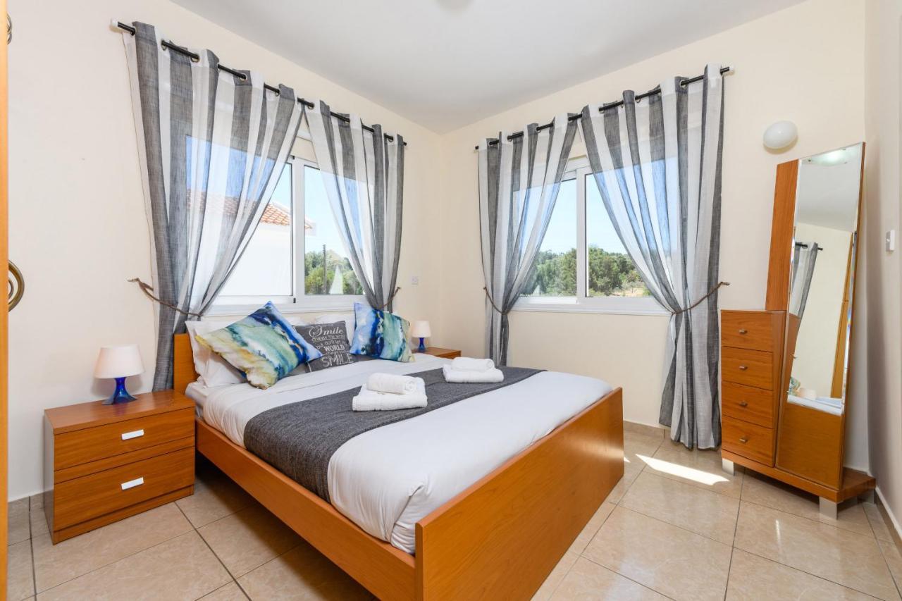 Zacharia Villas 普罗塔拉斯 外观 照片