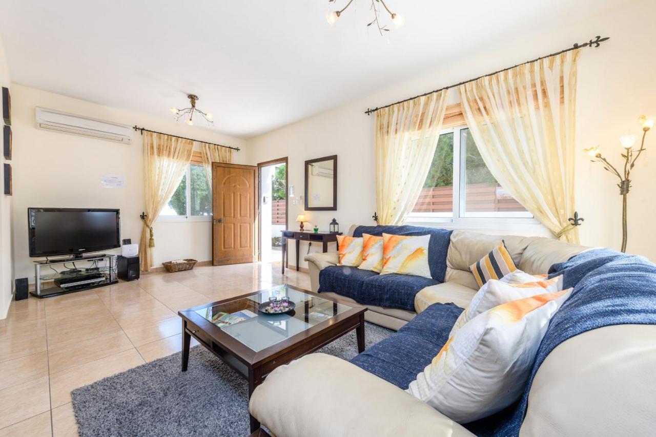 Zacharia Villas 普罗塔拉斯 外观 照片