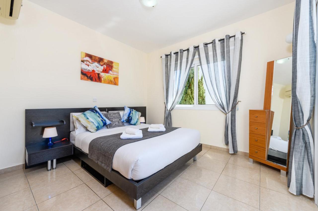 Zacharia Villas 普罗塔拉斯 外观 照片